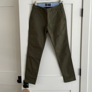 NWOT Abercrombie Skinny Chinos! Sz 29